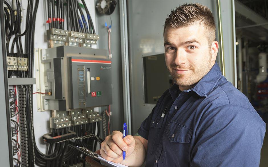 recherche électricien bâtiment Paris 3